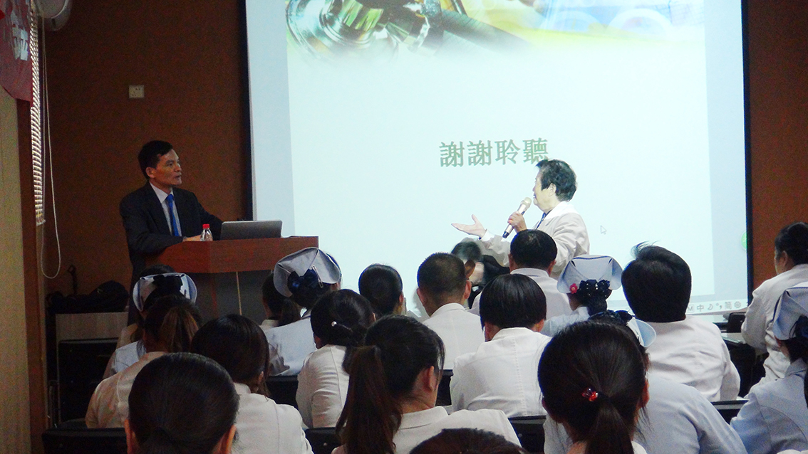 台湾长庚基隆医院江其鑫教授来我院产科危重症交流会圆满落幕！(图10)